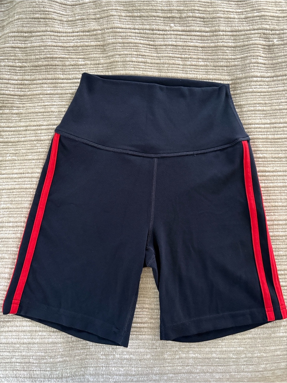 SPLITS59 Steffi Techflex striped stretch recycled shorts in indigo/poppy